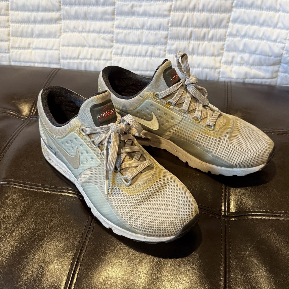 Nike Air Max Zero QS, Silver, Women’s size 8